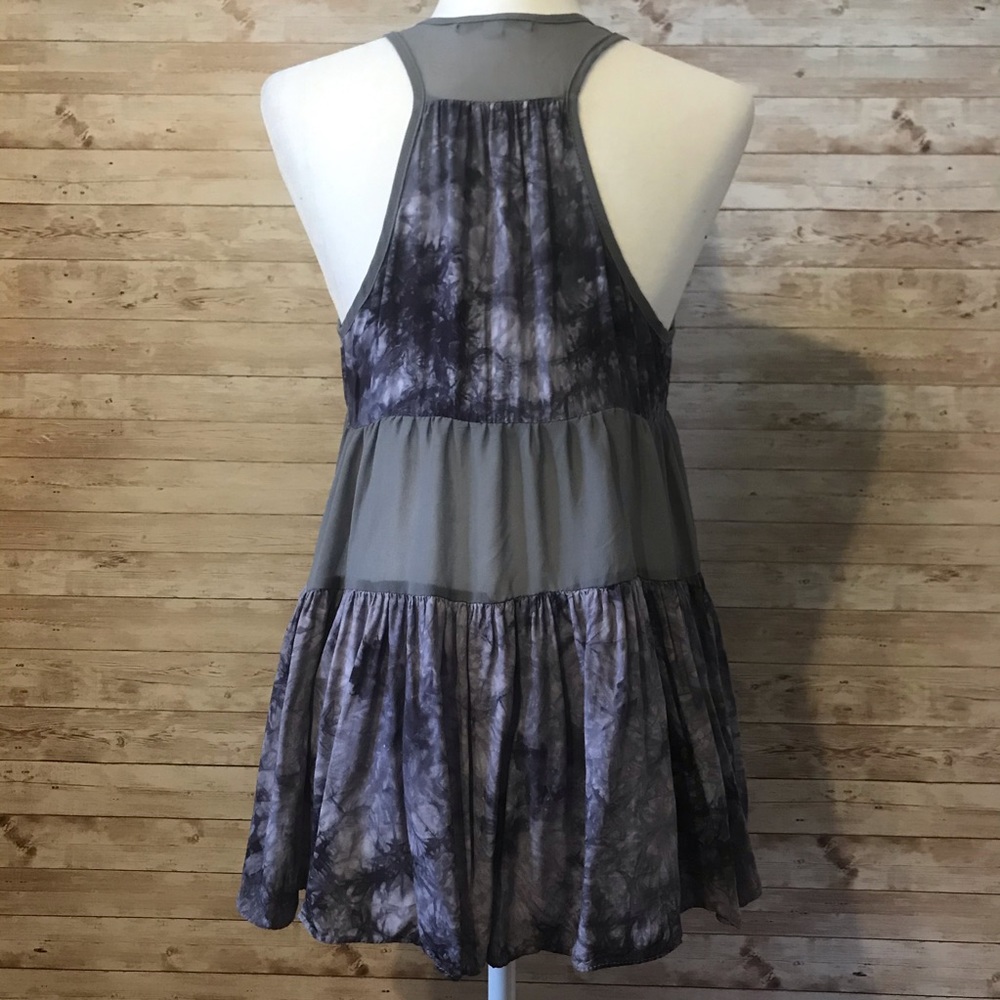 CECICO RACERBACK TUNIC W/POCKETS - Picture 2 of 9